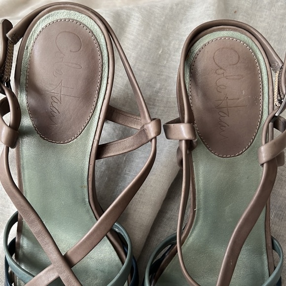 Cole Haan Nike Air Chloe Sandlas - Picture 3 of 6